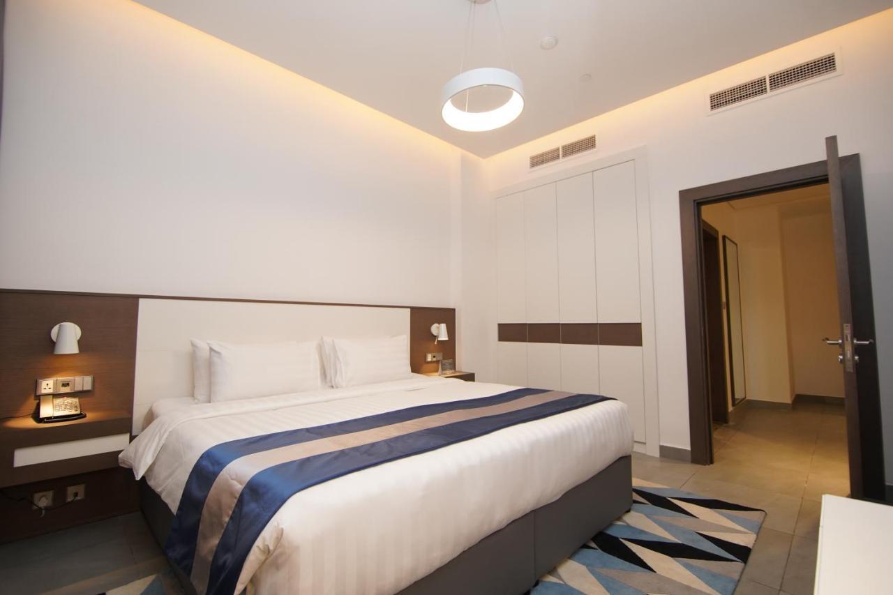 Abar Hotel Apartments Dip-1 Дубай Экстерьер фото